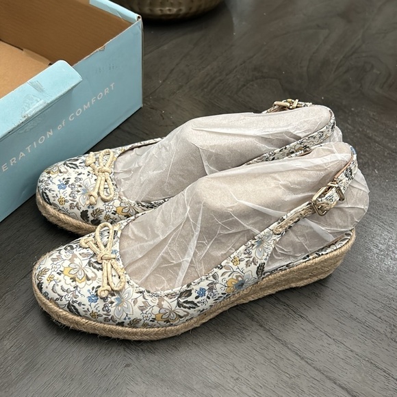 Lifestride Slip-On Slingbacks - Keepsake (WIDE) - Picture 6 of 6